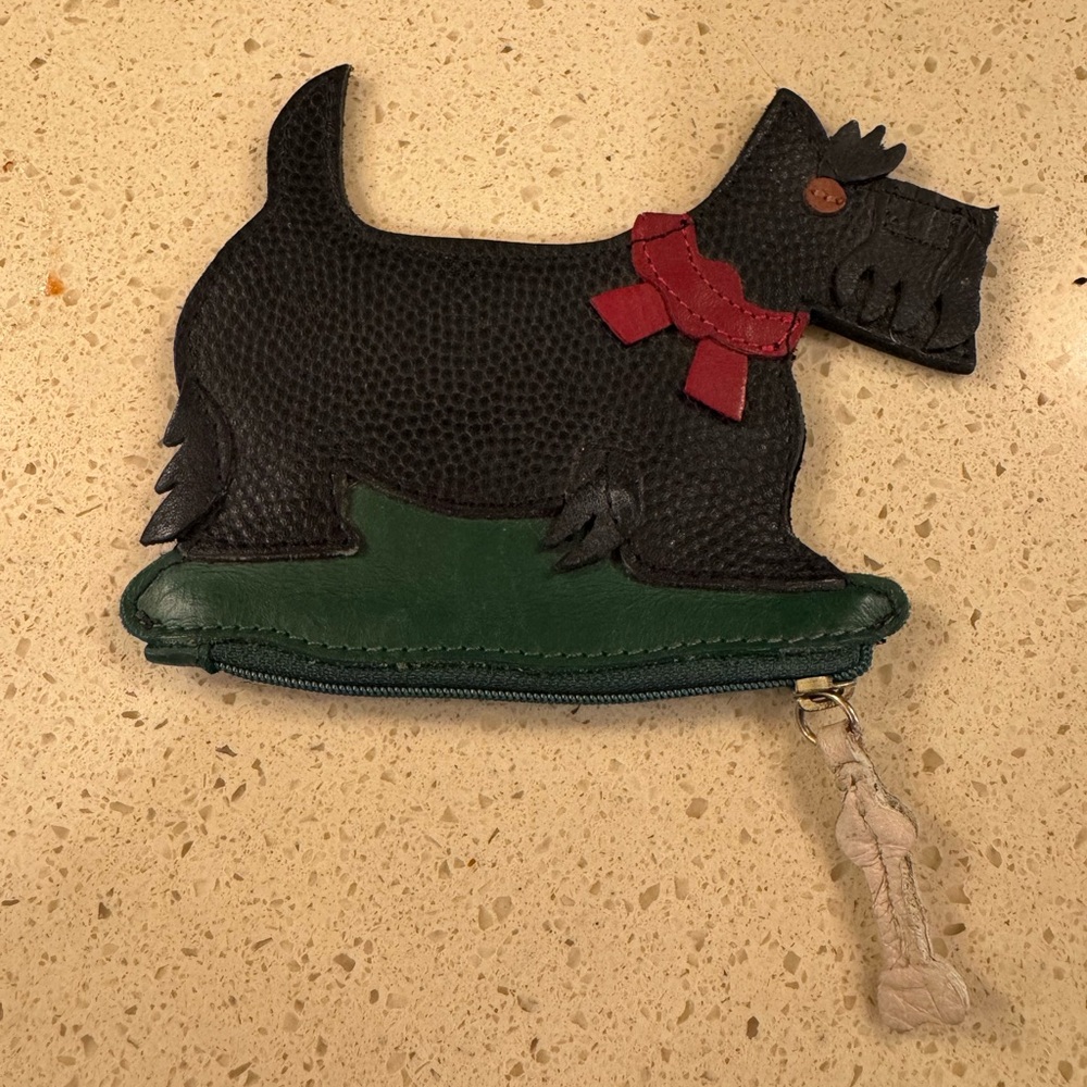 JP Ourse & Cie. Black and Green Dog Coin Purse